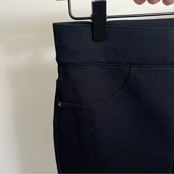 Spanx Black Pull On Pant Womens Size Medium - Picture 4 of 11